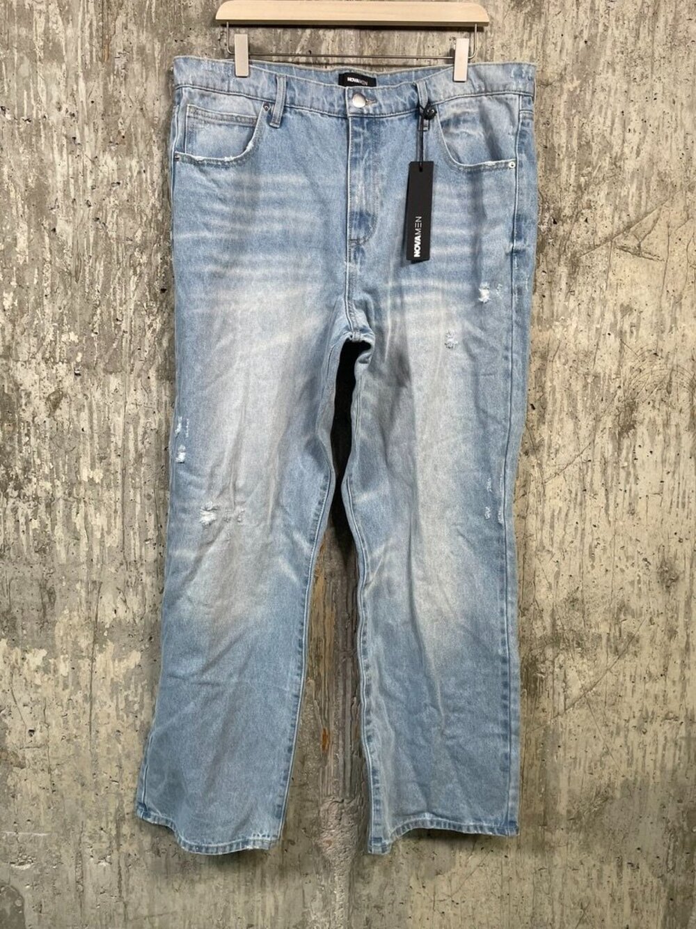 NOVA MEN Vaughn Straight Jeans Size 36 in Light Wash